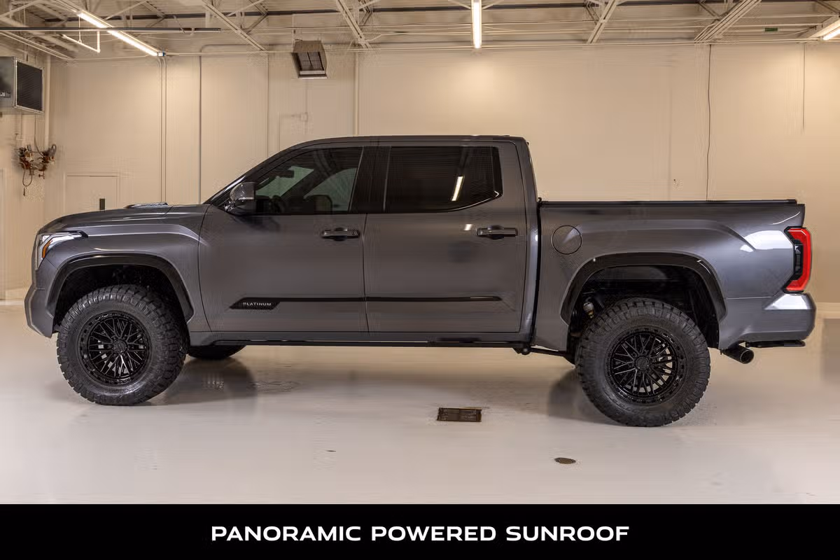 2023 Toyota Tundra Platinum HV CrewMax