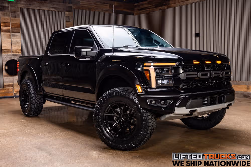 2025 Ford F-150 Raptor SuperCrew Image 1
