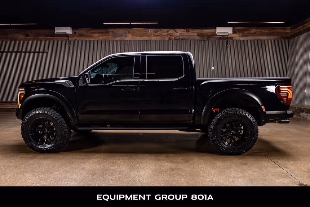2025 Ford F-150 Raptor SuperCrew Image 6