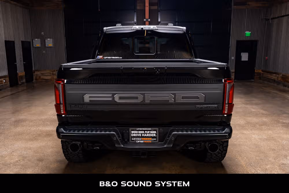 2025 Ford F-150 Raptor SuperCrew Image 8