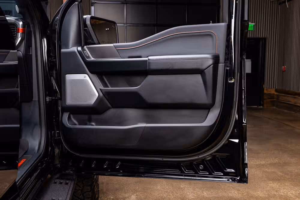 2025 Ford F-150 Raptor SuperCrew Image 38