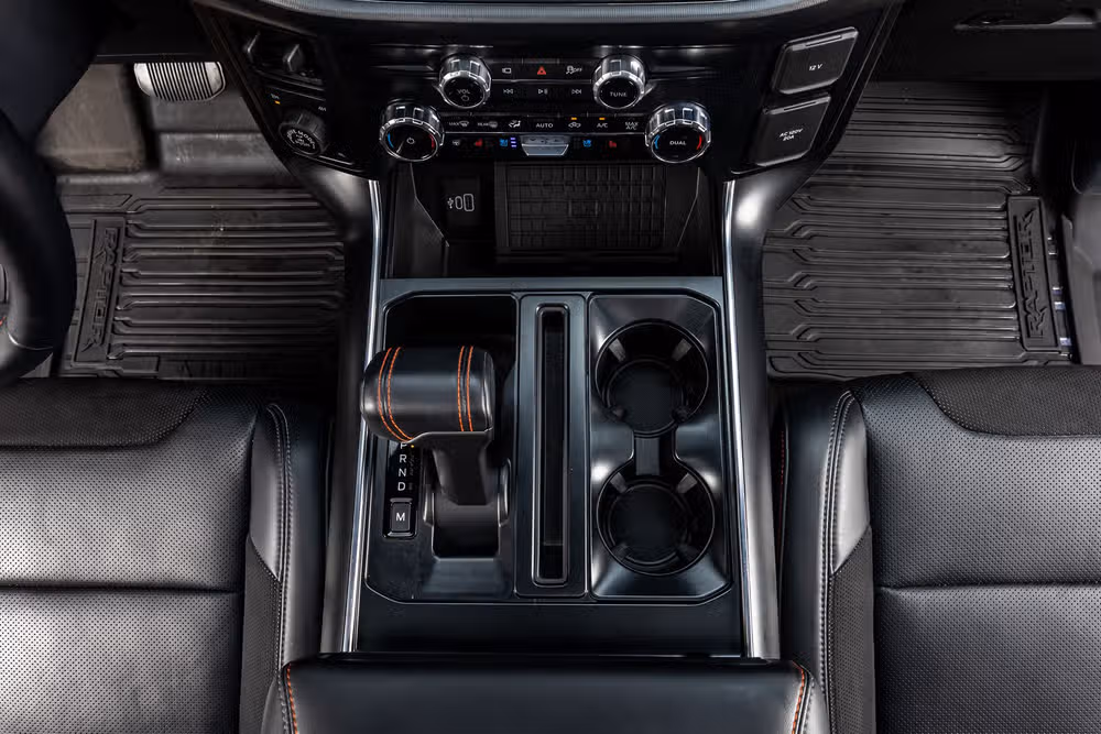 2025 Ford F-150 Raptor SuperCrew Image 28