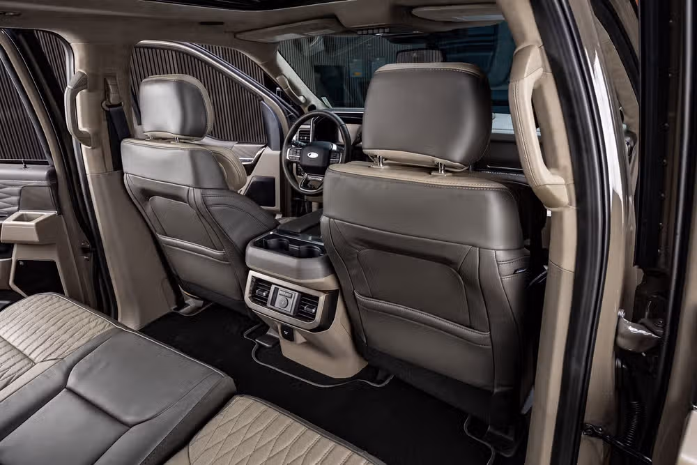 2026 Ford F-250 Super Duty Platinum Plus Crew Cab Image 33
