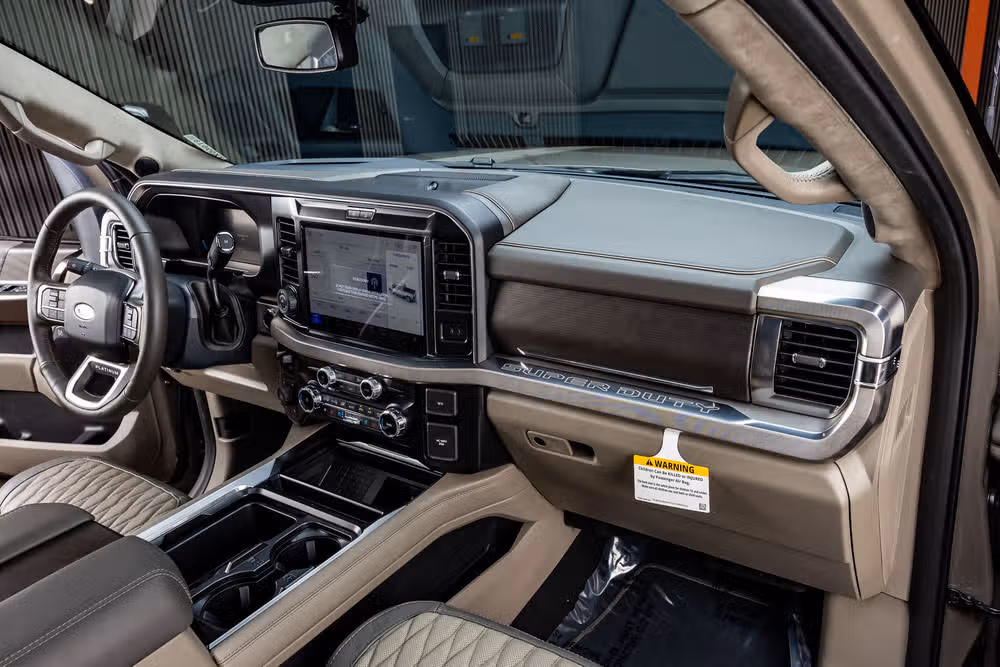 2026 Ford F-250 Super Duty Platinum Plus Crew Cab Image 18