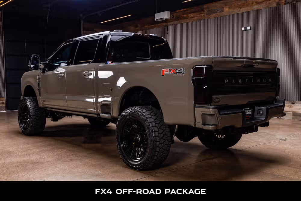 2026 Ford F-250 Super Duty Platinum Plus Crew Cab Image 7