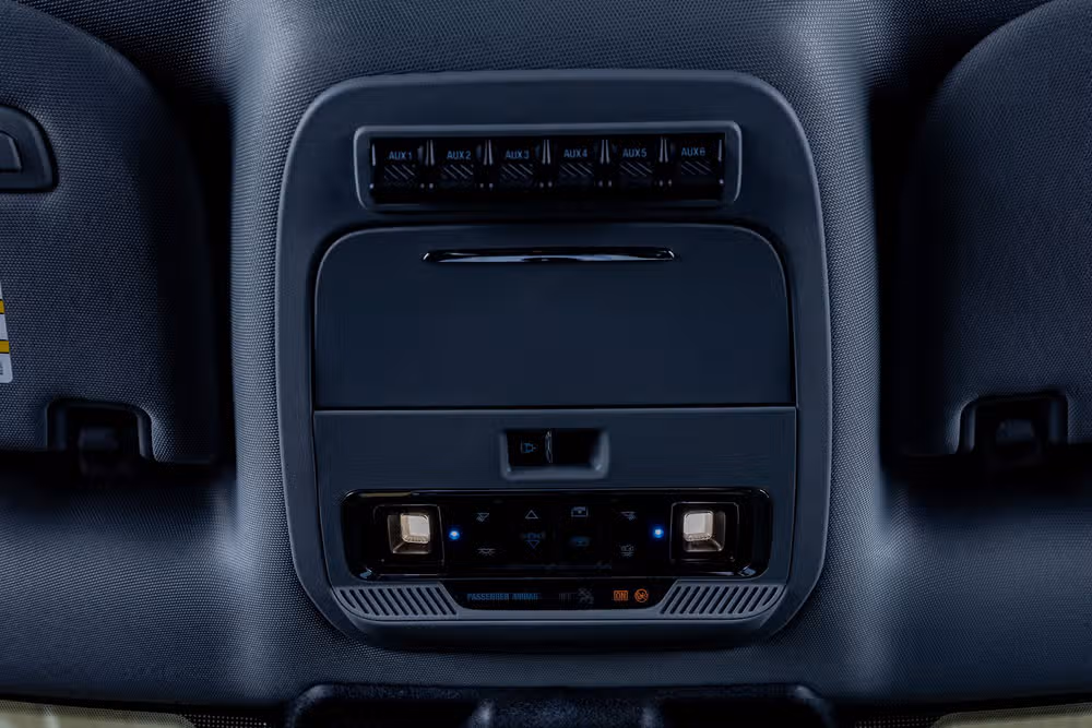2025 Ford F-250 Super Duty Lariat Crew Cab Image 30