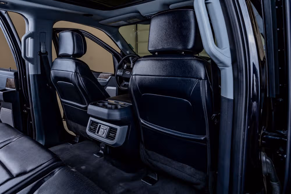 2025 Ford F-250 Super Duty Lariat Crew Cab Image 34
