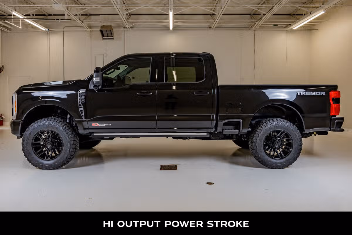 2025 Ford F-250 Super Duty Lariat Crew Cab
