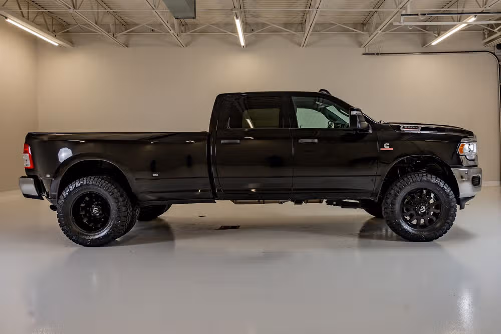2024 Ram 3500 Tradesman Crew Cab Image 11