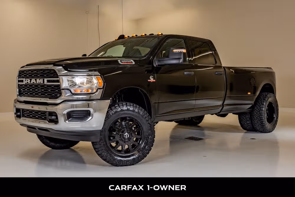2024 Ram 3500 Tradesman Crew Cab Image 5