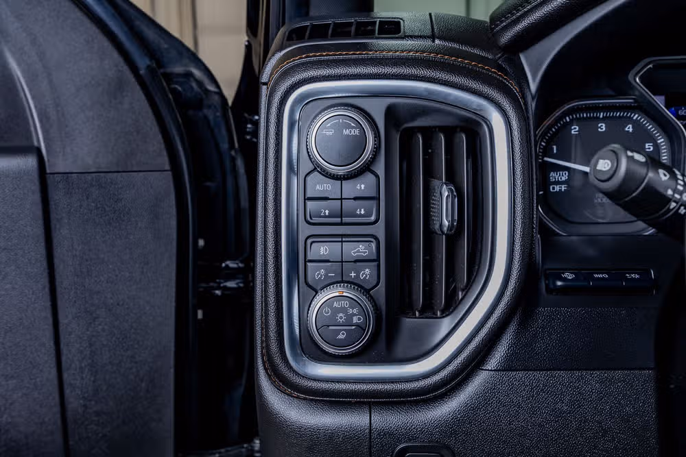 2020 GMC Sierra 1500 AT4 Black Widow Crew Cab Image 21