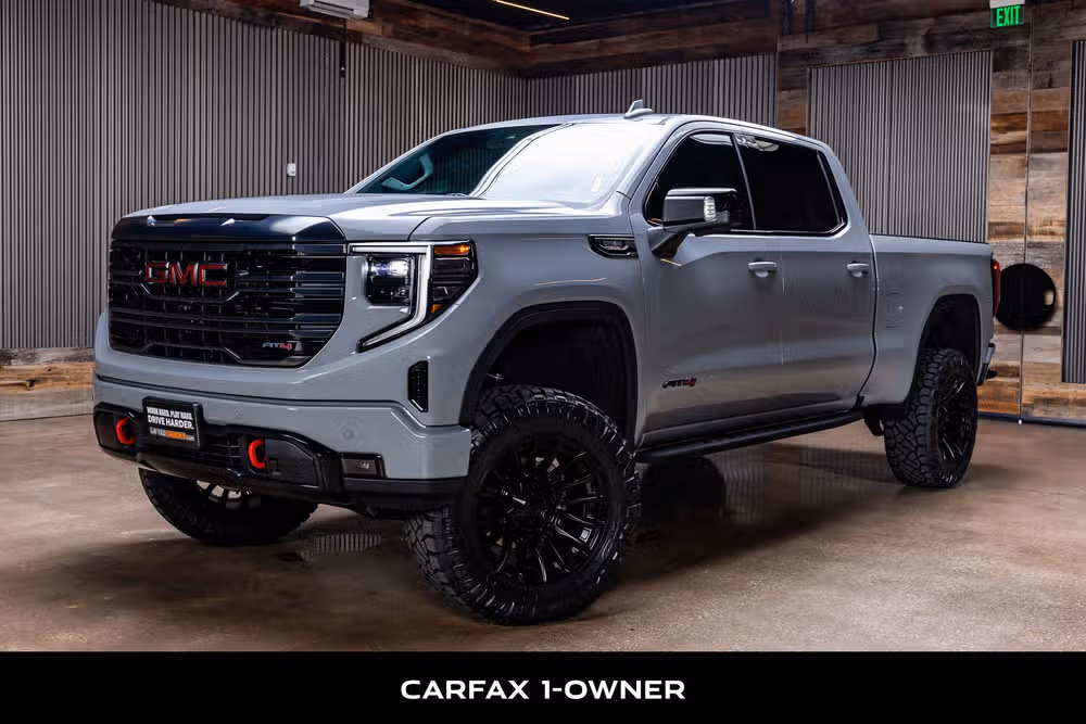 2024 GMC Sierra 1500 AT4 Crew Cab Image 5