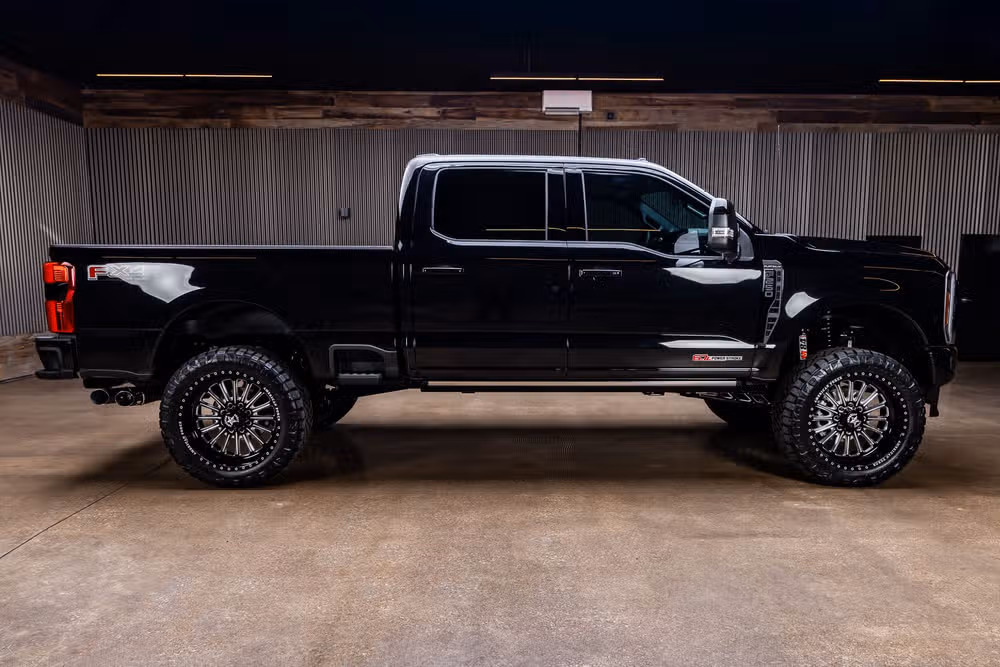 2026 Ford F-250 Super Duty Platinum Crew Cab Image 11
