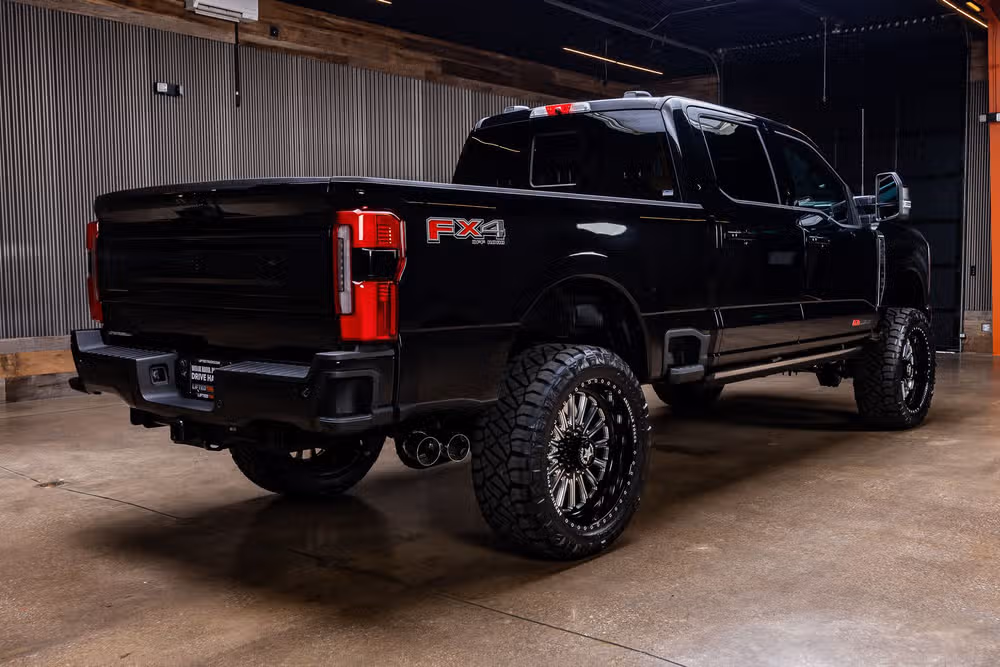 2026 Ford F-250 Super Duty Platinum Crew Cab Image 10