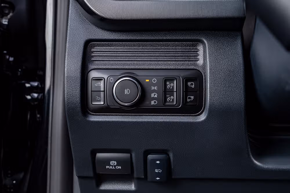2026 Ford F-250 Super Duty Platinum Crew Cab Image 22