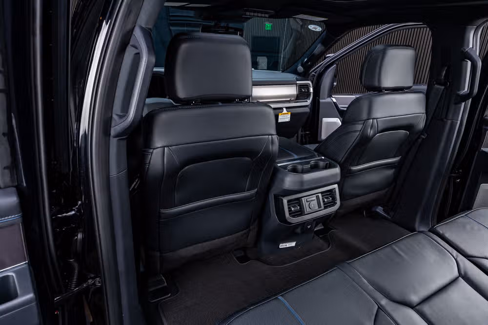 2026 Ford F-250 Super Duty Platinum Crew Cab Image 35