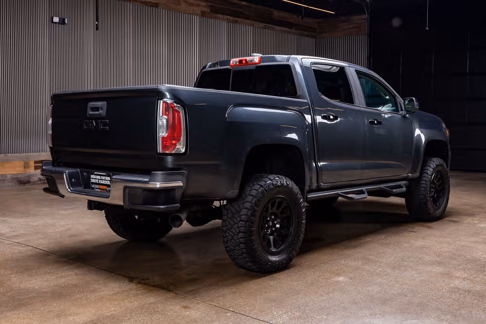 2017 GMC Canyon SLT Crew Cab Image 9