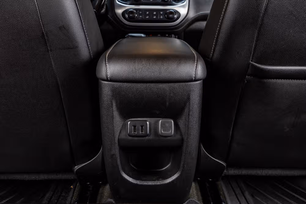 2017 GMC Canyon SLT Crew Cab Image 31