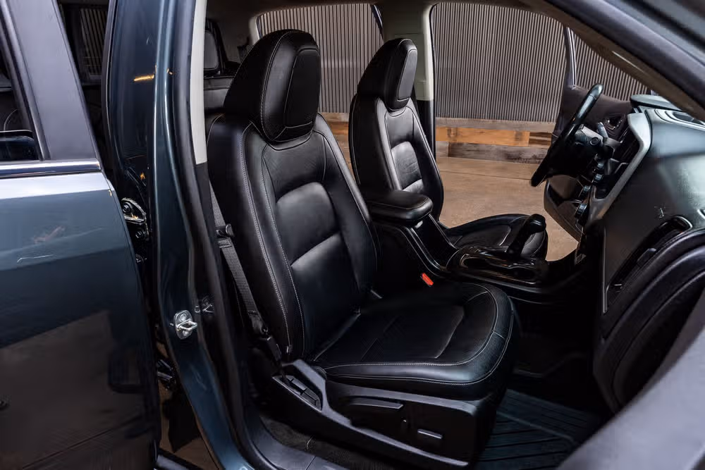 2017 GMC Canyon SLT Crew Cab Image 29