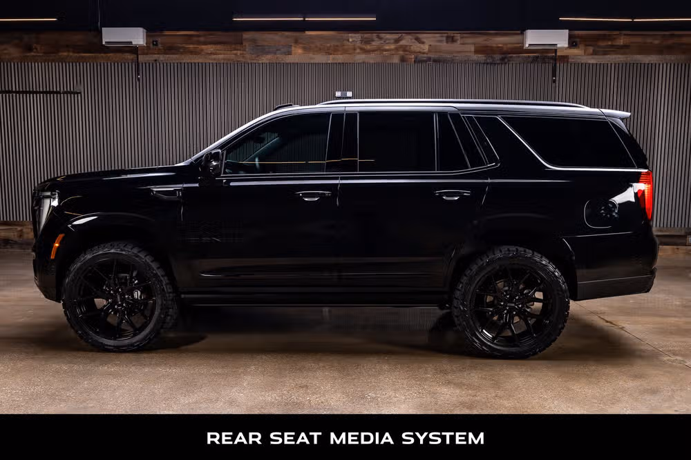 2025 GMC Yukon Denali Ultimate Image 6