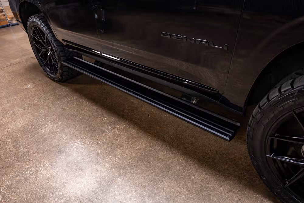 2025 GMC Yukon Denali Ultimate Image 13
