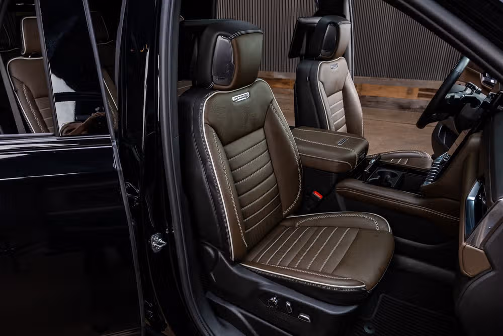 2025 GMC Yukon Denali Ultimate Image 31