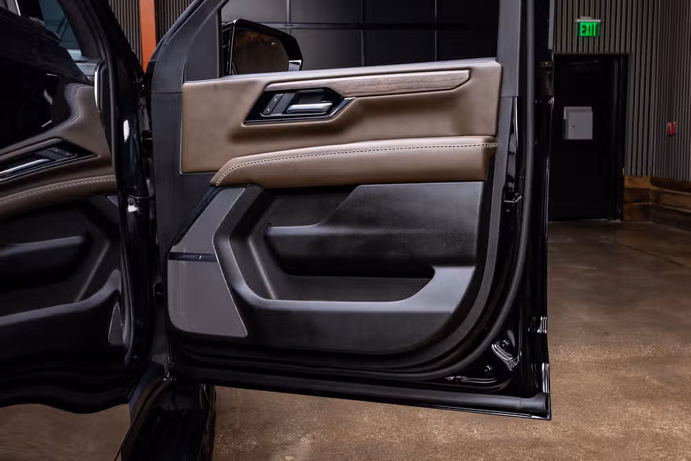 2025 GMC Yukon Denali Ultimate Image 39