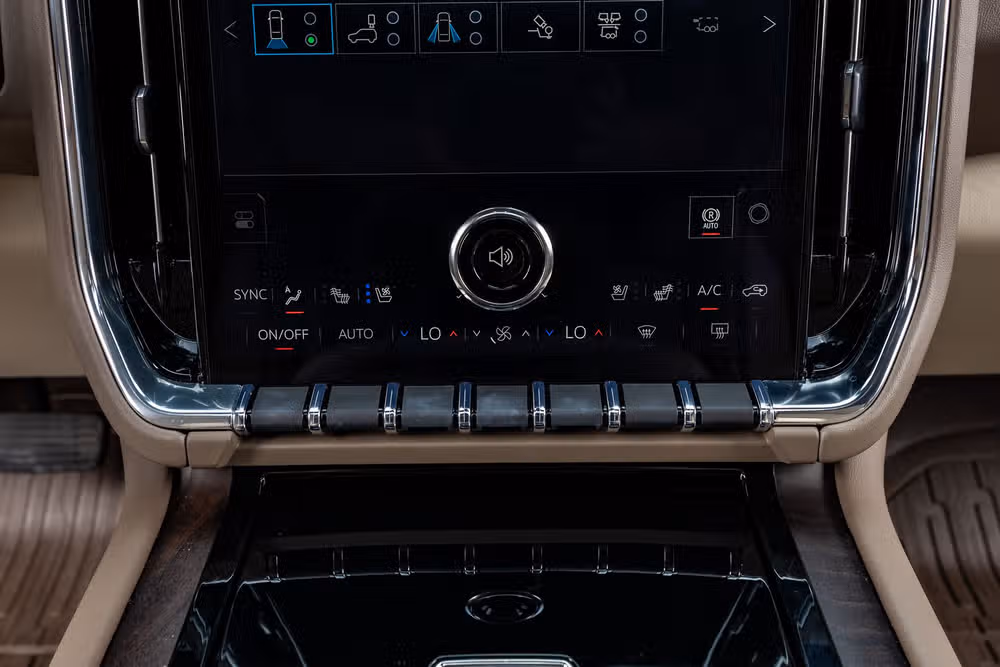 2026 GMC Yukon Denali Image 27