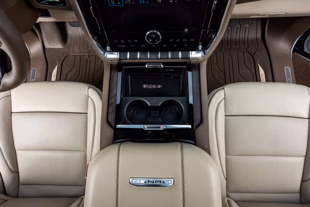 2026 GMC Yukon Denali Image 28