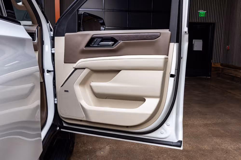 2026 GMC Yukon Denali Image 39