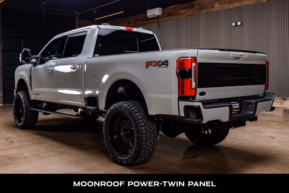 2026 Ford F-250 Super Duty Platinum Crew Cab Image 7
