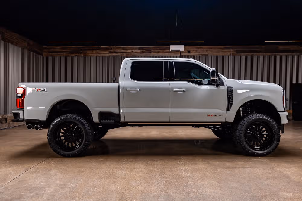 2026 Ford F-250 Super Duty Platinum Crew Cab Image 11