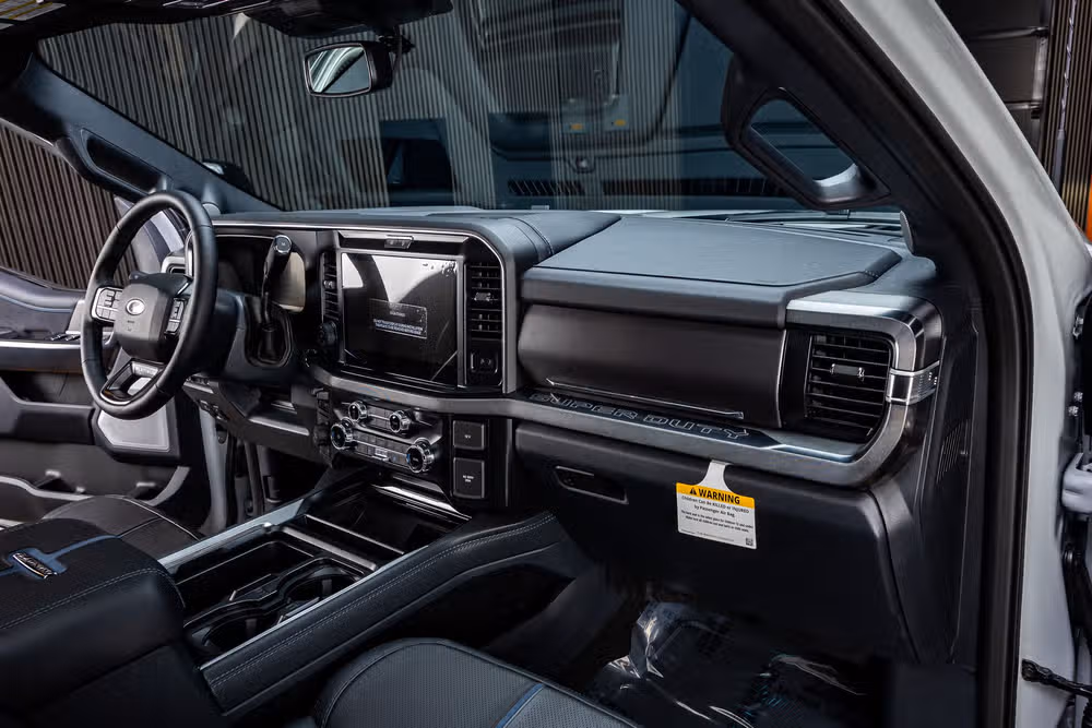 2026 Ford F-250 Super Duty Platinum Crew Cab Image 18