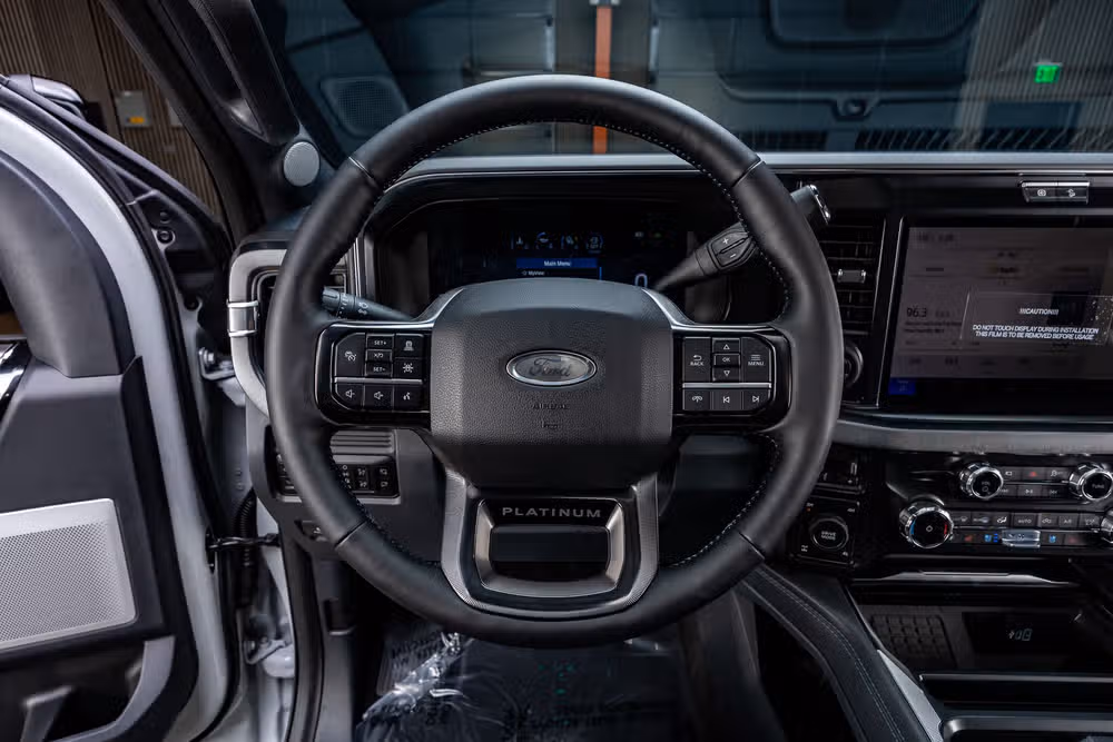 2026 Ford F-250 Super Duty Platinum Crew Cab Image 19