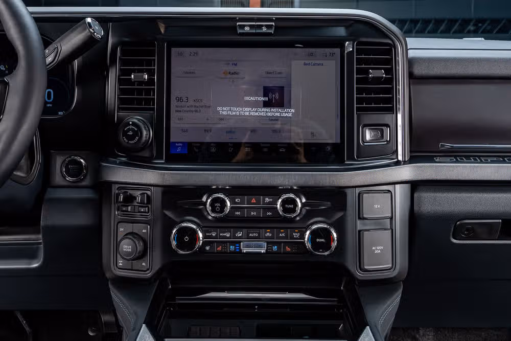 2026 Ford F-250 Super Duty Platinum Crew Cab Image 25
