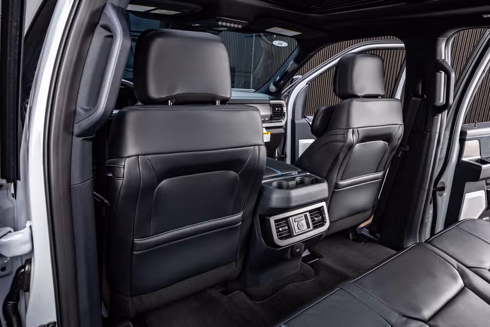 2026 Ford F-250 Super Duty Platinum Crew Cab Image 36