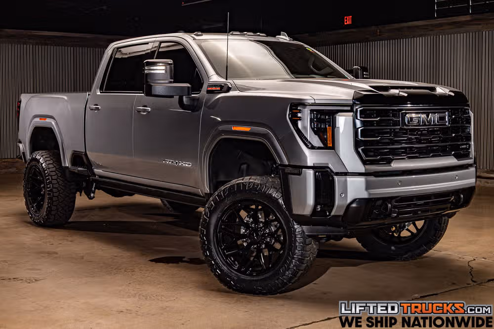 2026 GMC Sierra 2500HD AT4 Crew Cab Image 1