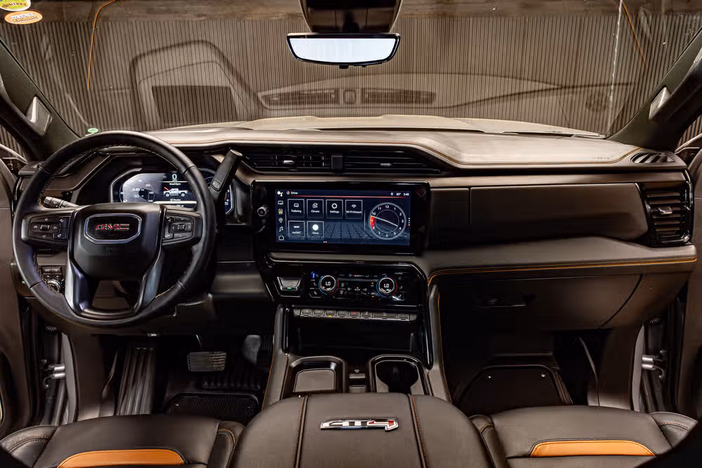 2026 GMC Sierra 2500HD AT4 Crew Cab Image 18