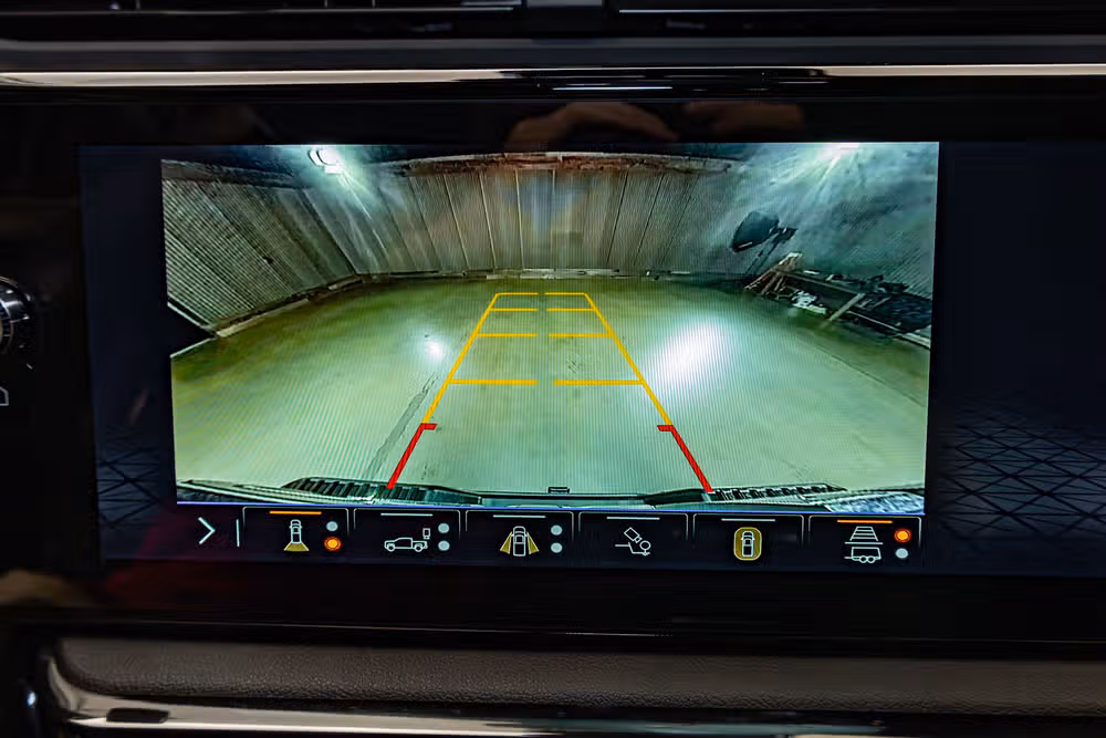 2026 GMC Sierra 2500HD AT4 Crew Cab Image 23