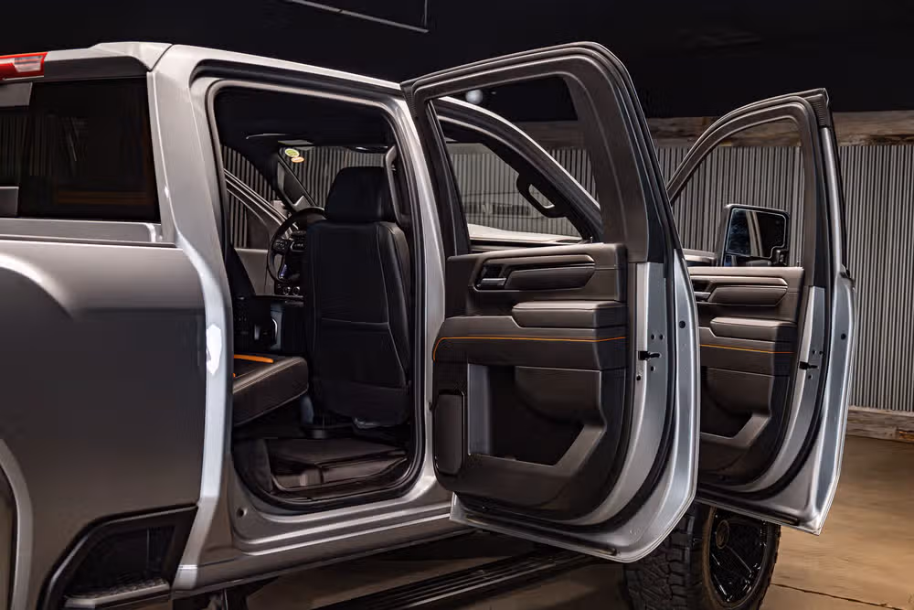 2026 GMC Sierra 2500HD AT4 Crew Cab Image 31