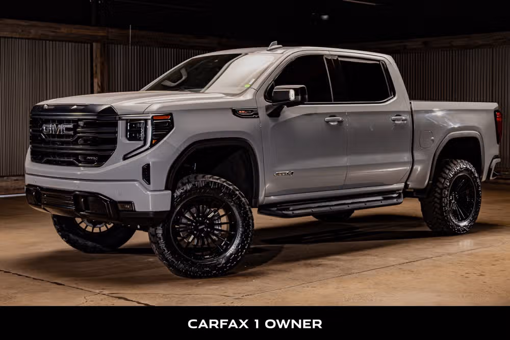 2024 GMC Sierra 1500 AT4 Crew Cab Image 5