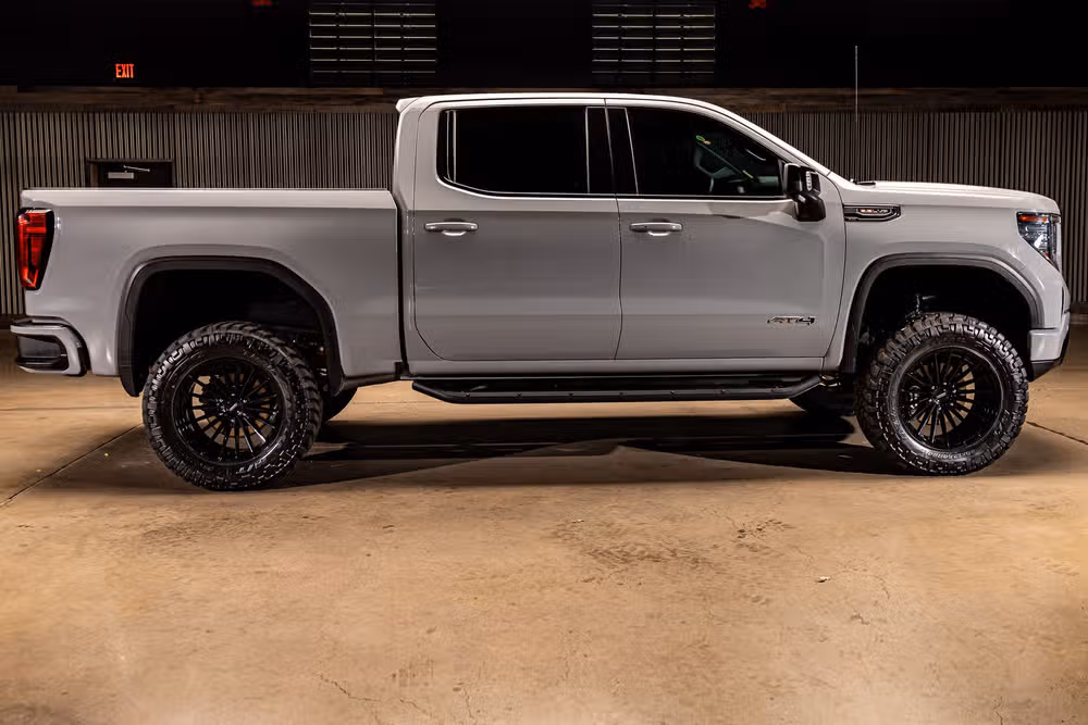 2024 GMC Sierra 1500 AT4 Crew Cab Image 11