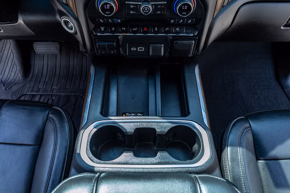 2021 Chevrolet Silverado 3500HD High Country Crew Cab Image 28