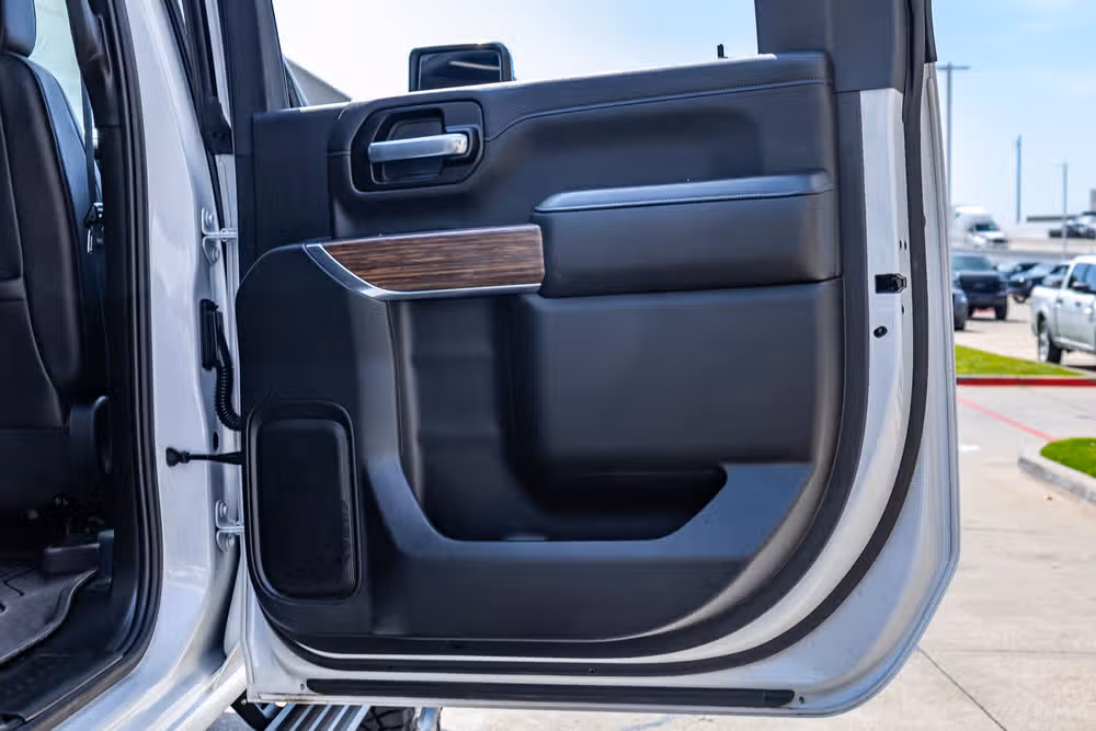 2021 Chevrolet Silverado 3500HD High Country Crew Cab Image 40
