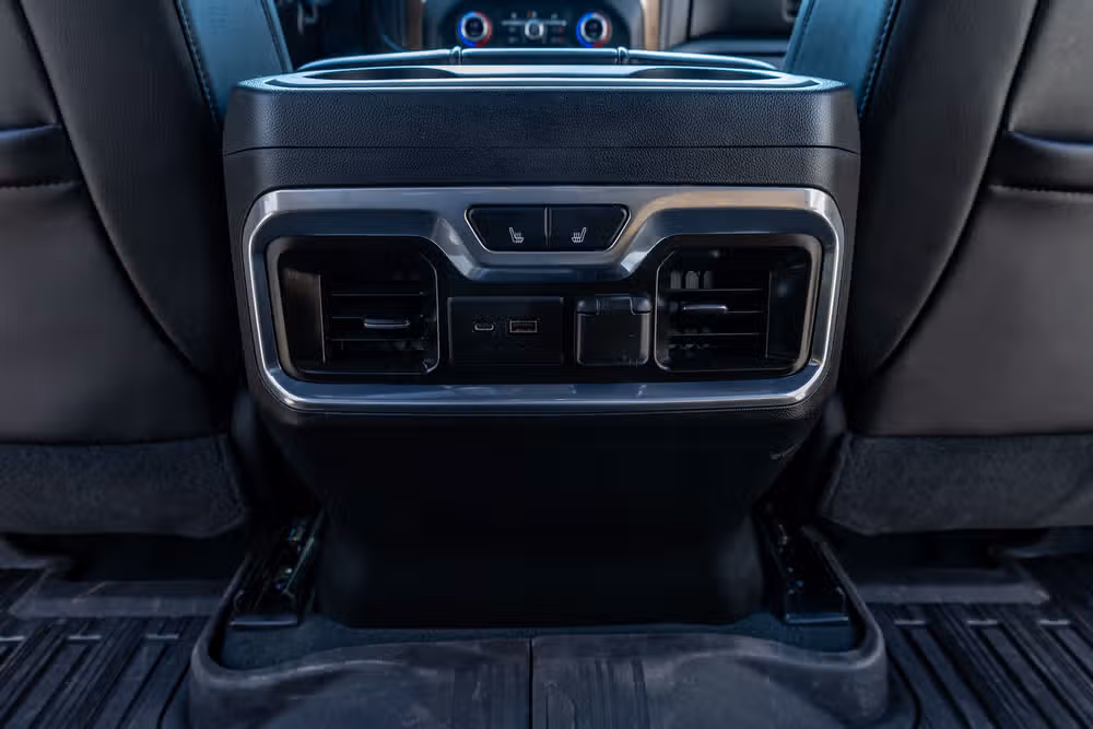 2021 Chevrolet Silverado 3500HD High Country Crew Cab Image 34