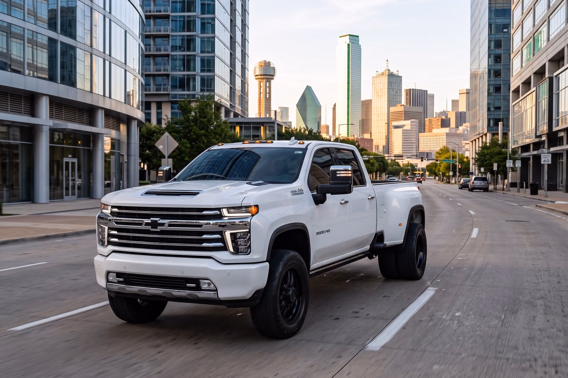 2021 Chevrolet Silverado 3500HD High Country Crew Cab Image 44