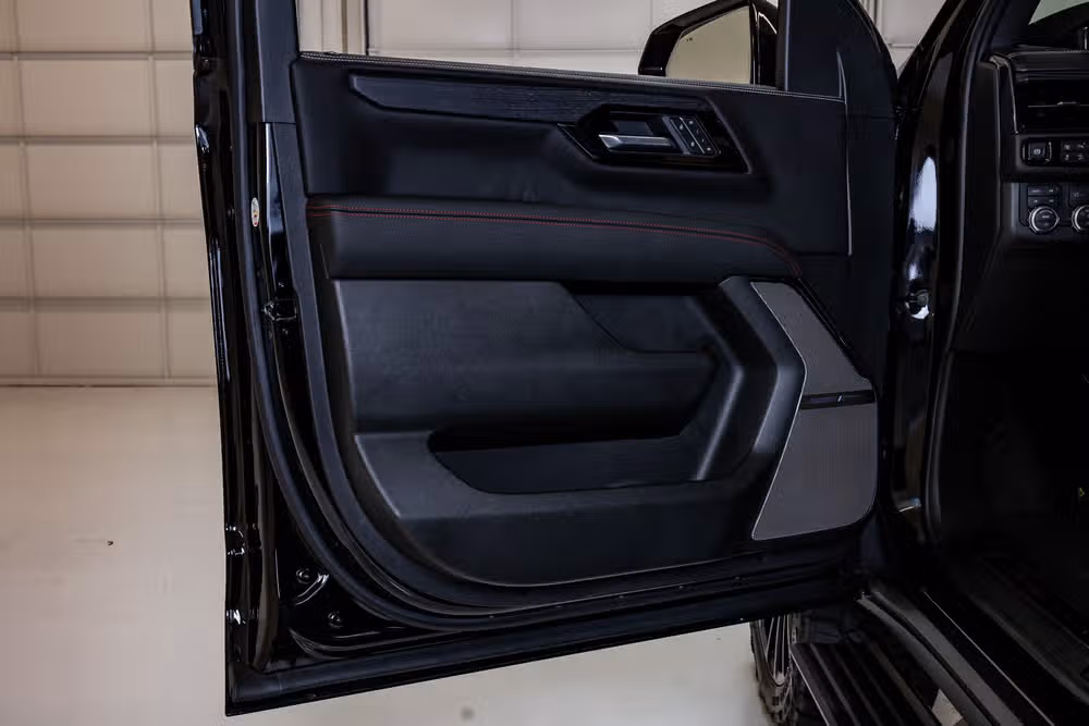 2026 GMC Yukon AT4 Ultimate Image 39