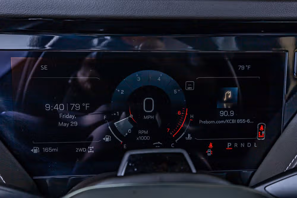 2026 GMC Yukon AT4 Ultimate Image 20