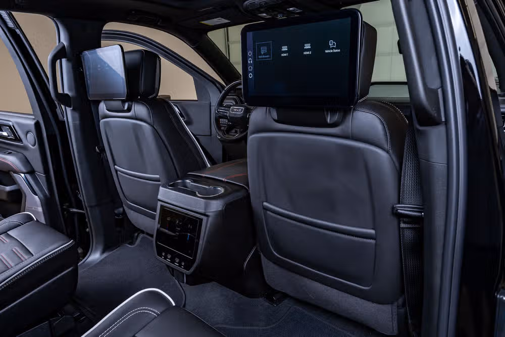 2026 GMC Yukon AT4 Ultimate Image 32