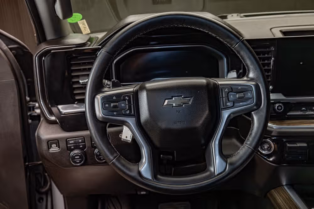2025 Chevrolet Silverado 1500 RST Crew Cab Image 13